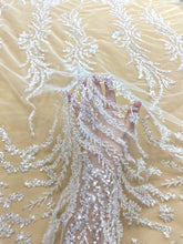 Dantela Couture Diamond cu Frunze, cu Margele si Paiete